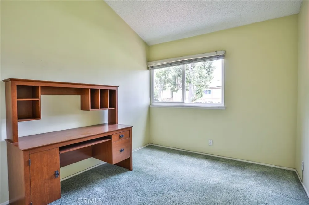 672 Greendale Lane Pomona, CA 91767