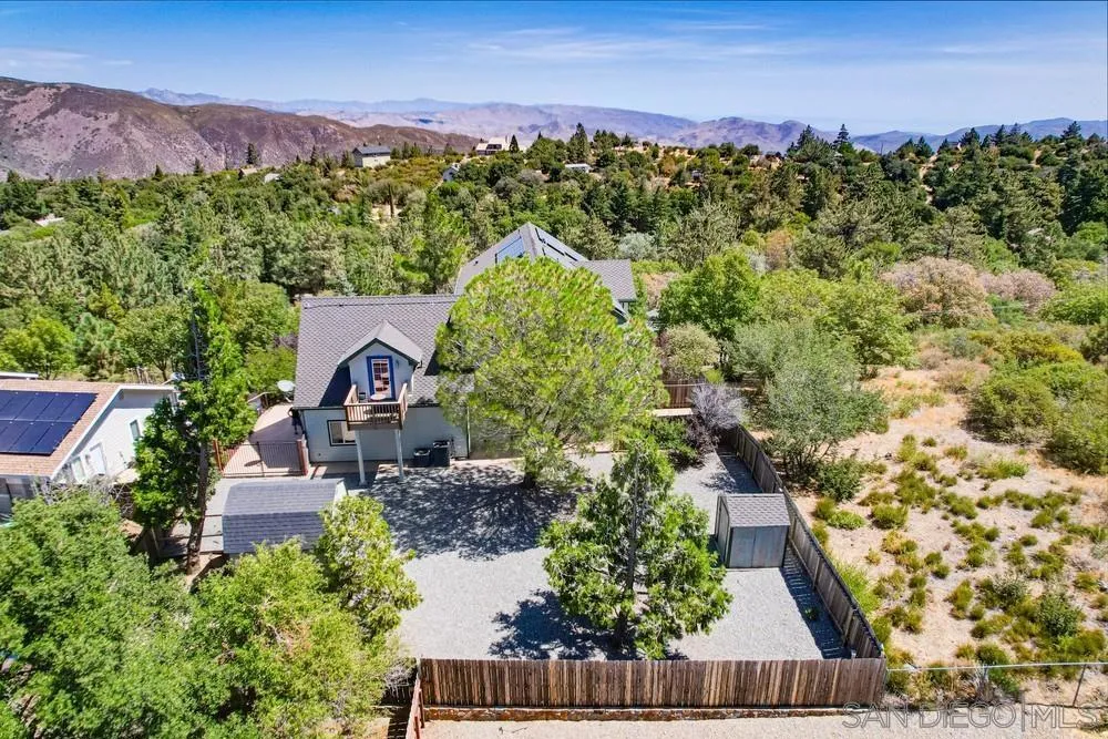 753 Ridgewood Dr Julian, CA 92036