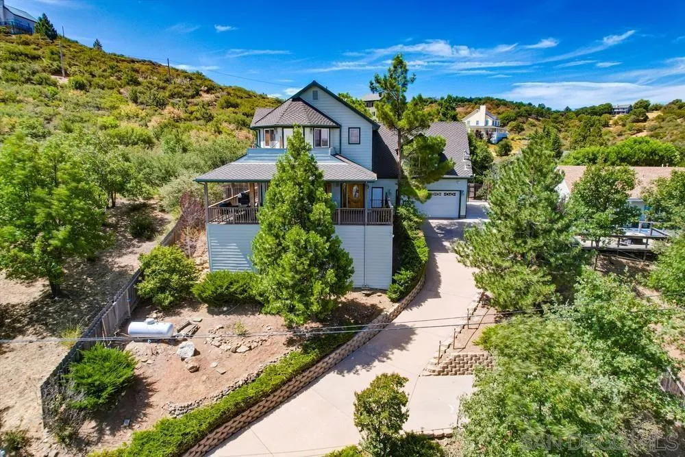 753 Ridgewood Dr Julian, CA 92036
