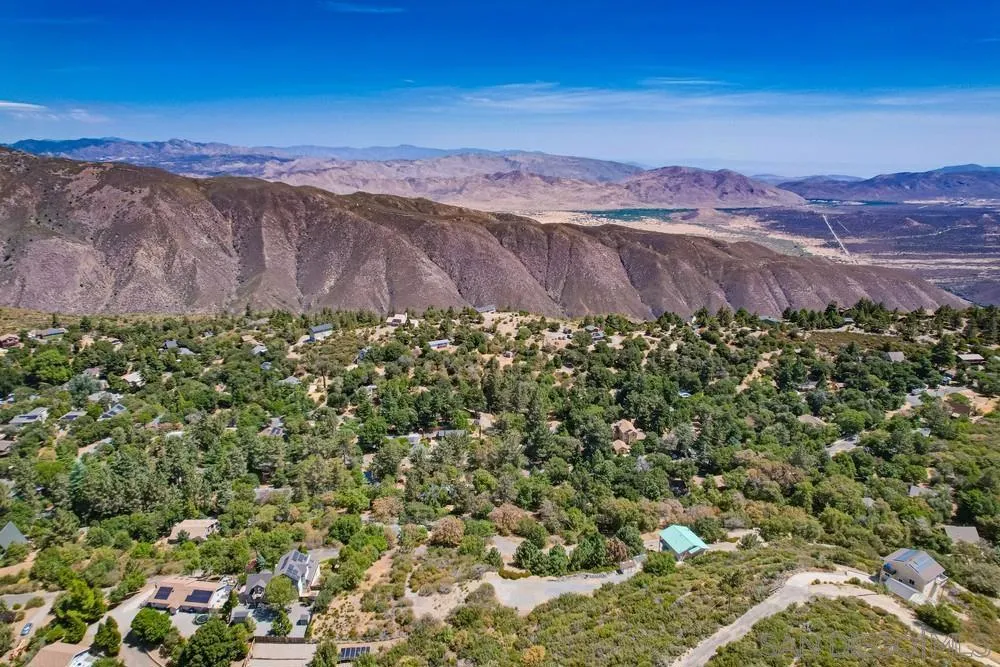 753 Ridgewood Dr Julian, CA 92036