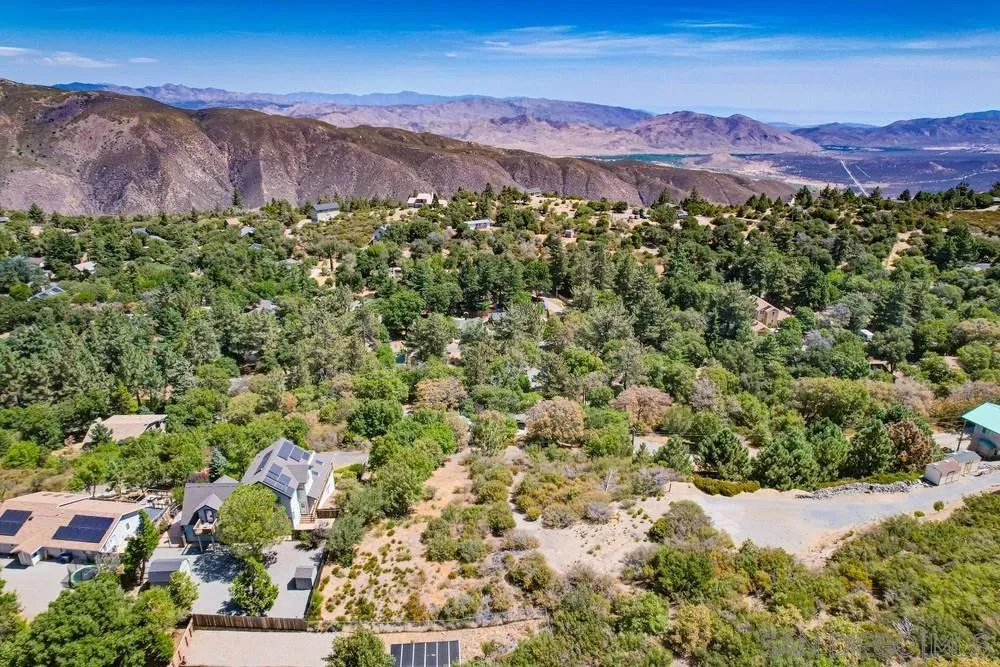 753 Ridgewood Dr Julian, CA 92036