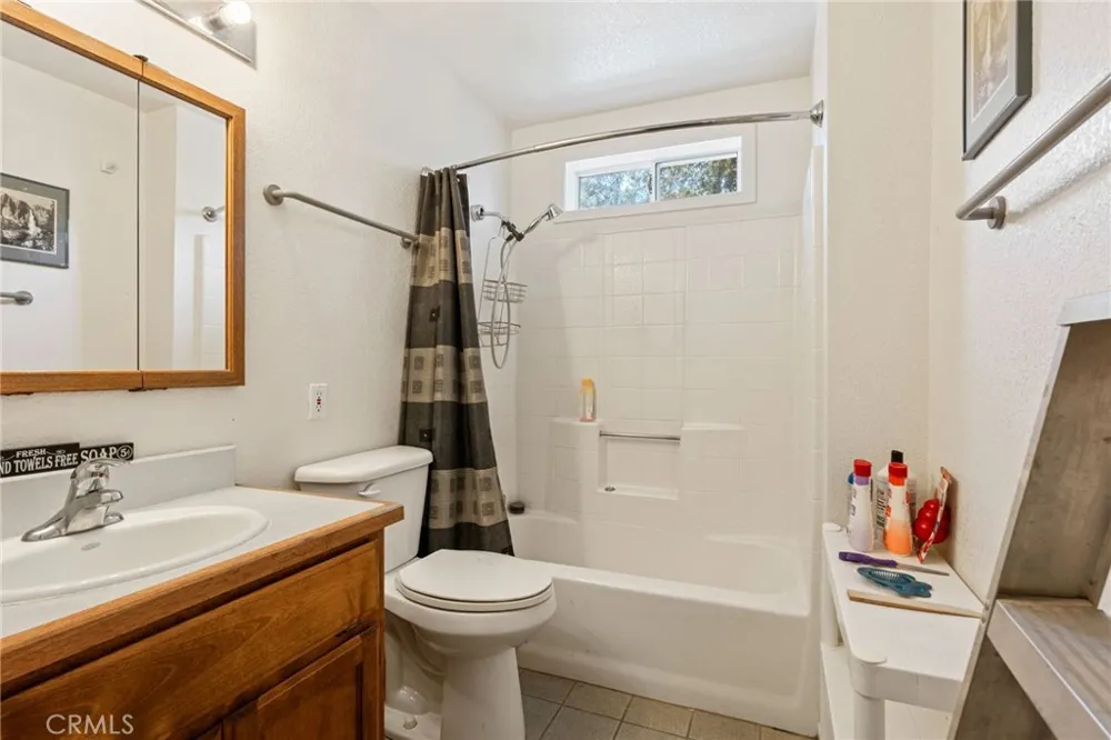 6657 Deer Park Midpines, CA 95345