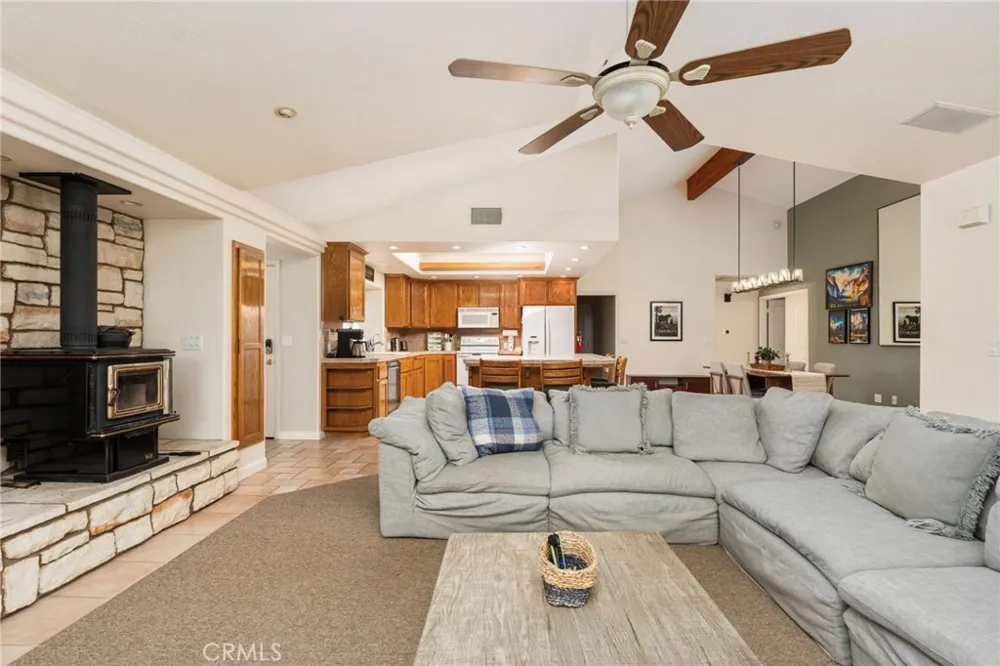 6657 Deer Park Midpines, CA 95345