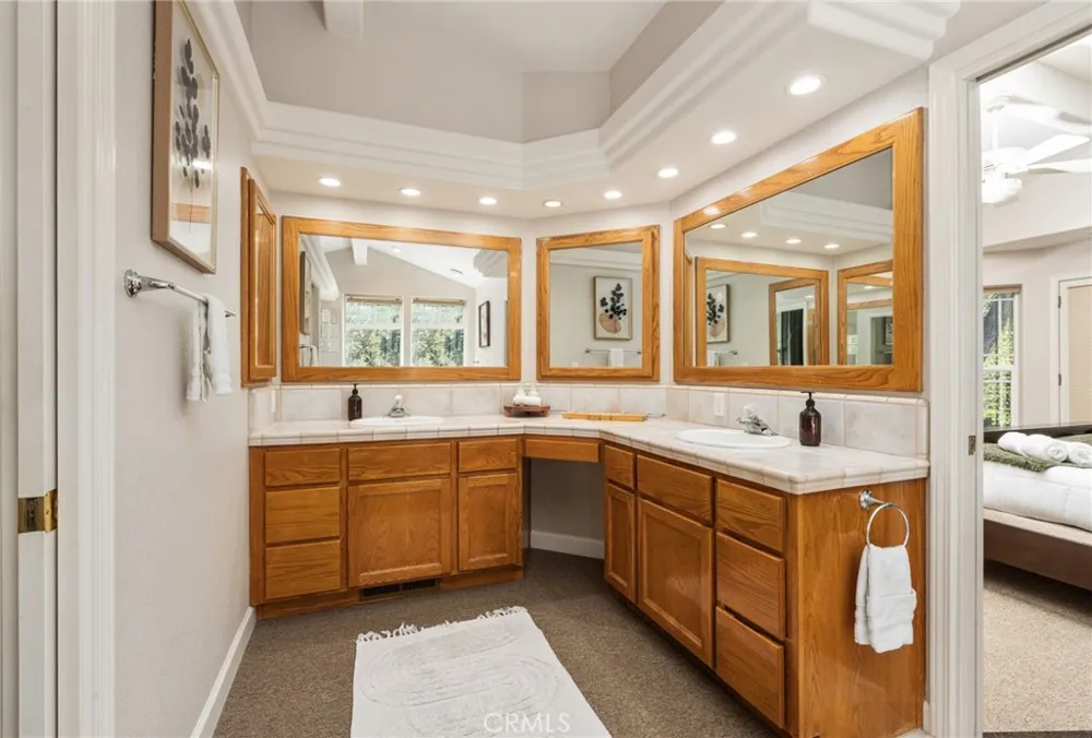 6657 Deer Park Midpines, CA 95345