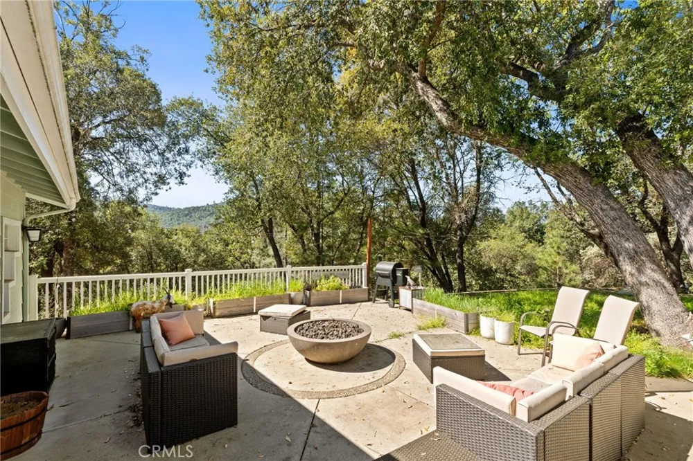 6657 Deer Park Midpines, CA 95345