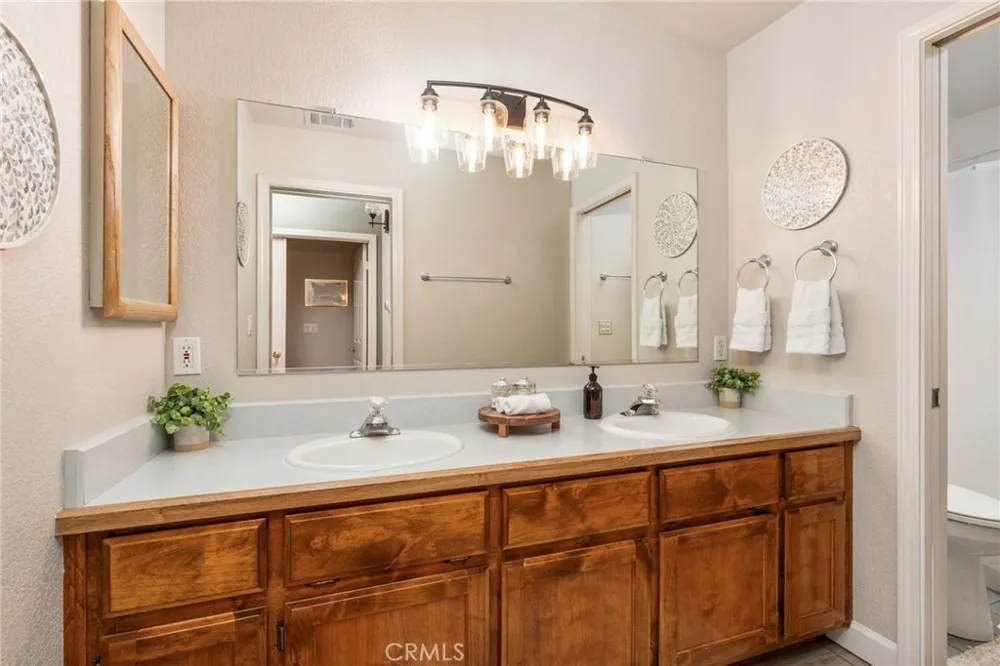 6657 Deer Park Midpines, CA 95345