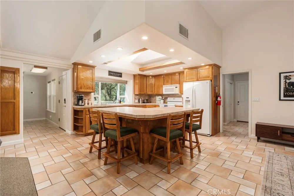 6657 Deer Park Midpines, CA 95345