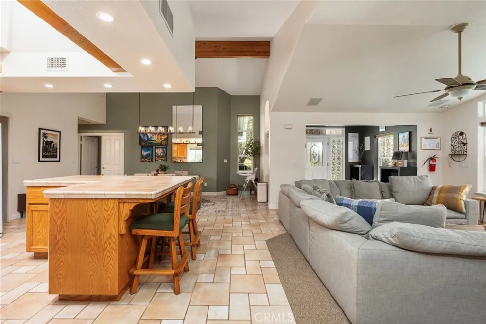 6657 Deer Park Midpines, CA 95345