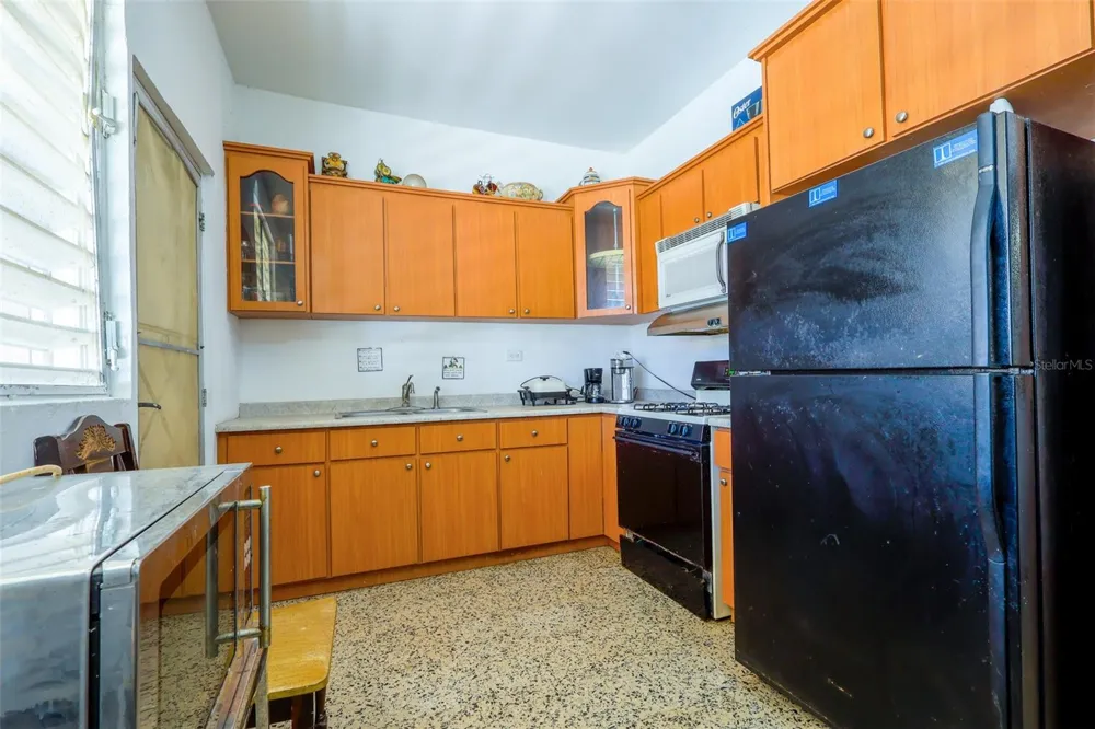 2244 REPARTO MATIAS Rincon, PR 00677
