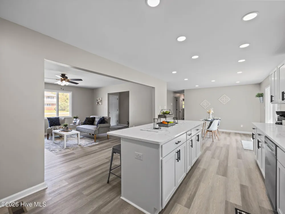 412 Crows Nest Lane Sneads Ferry, NC 28460