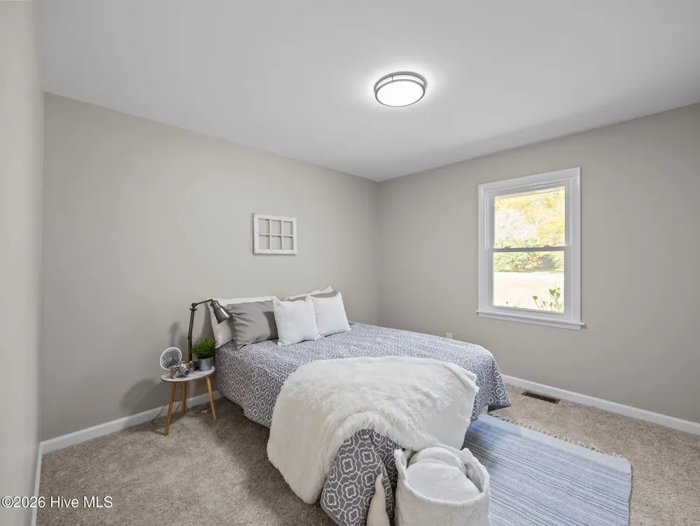 412 Crows Nest Lane Sneads Ferry, NC 28460