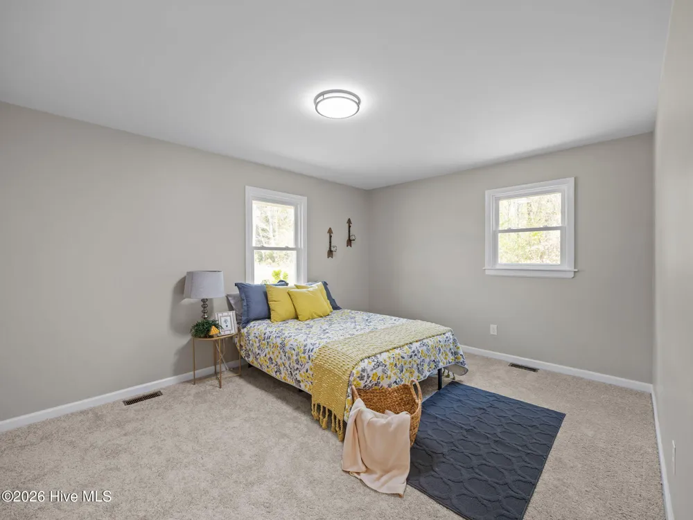 412 Crows Nest Lane Sneads Ferry, NC 28460