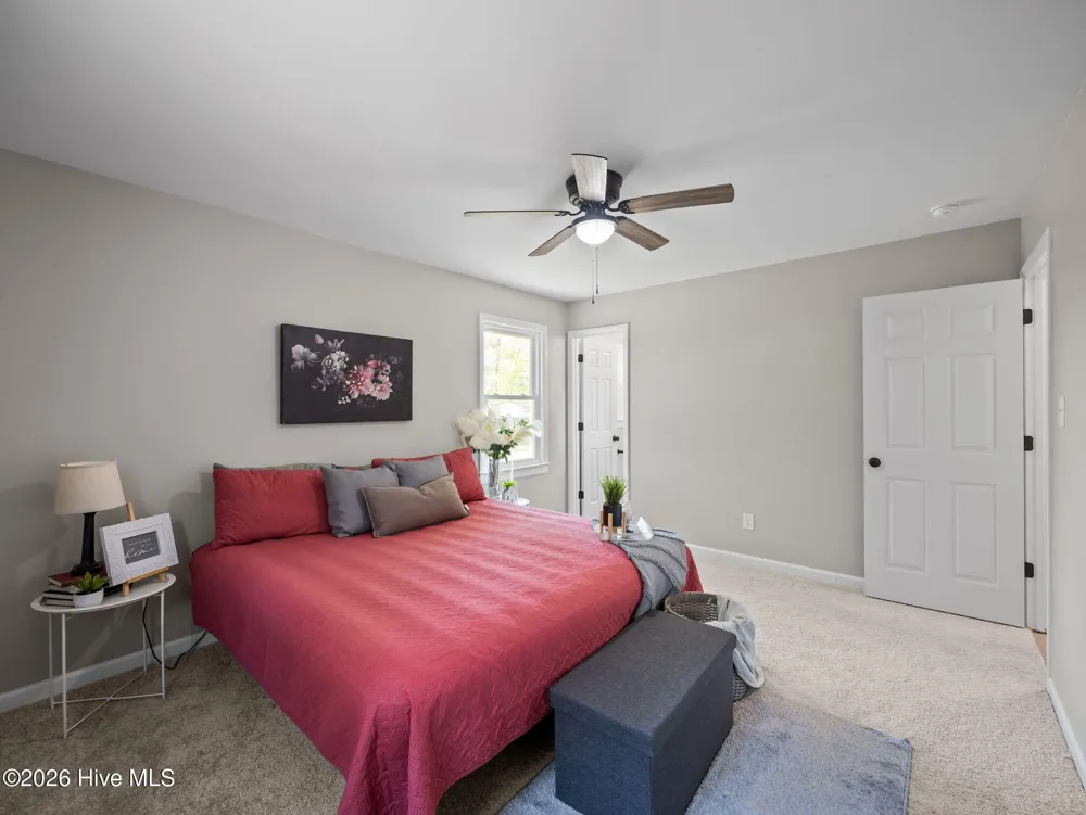 412 Crows Nest Lane Sneads Ferry, NC 28460