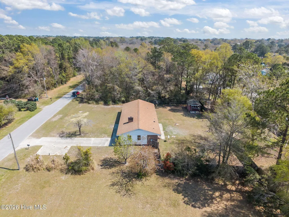 412 Crows Nest Lane Sneads Ferry, NC 28460