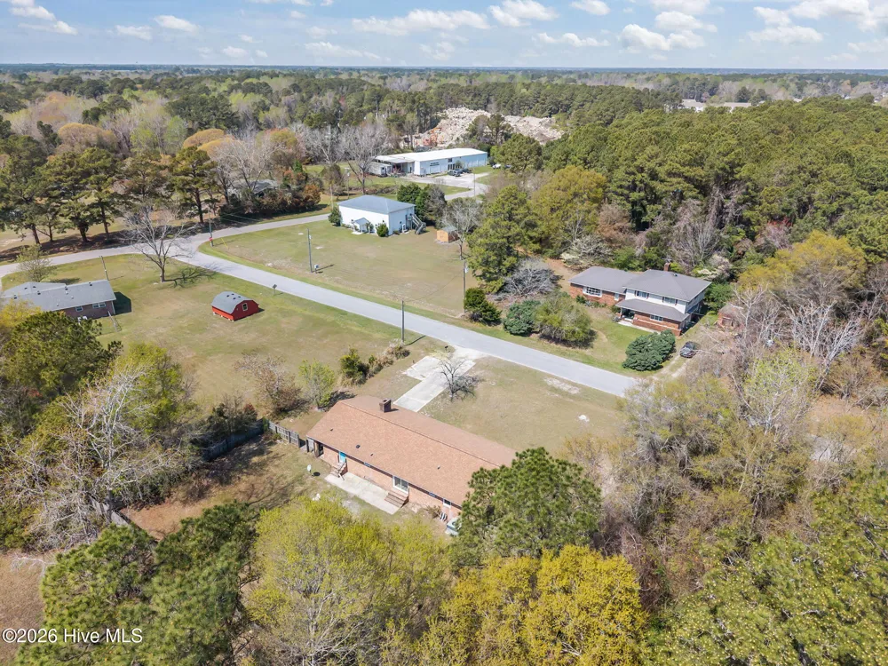 412 Crows Nest Lane Sneads Ferry, NC 28460