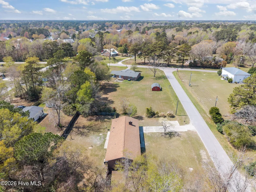 412 Crows Nest Lane Sneads Ferry, NC 28460