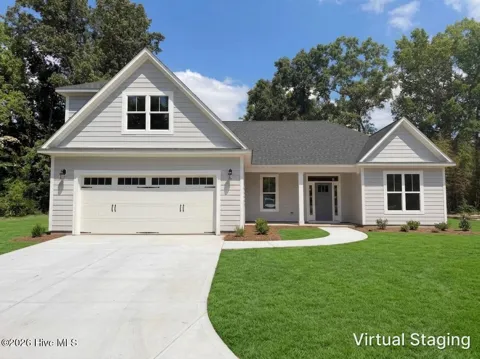122 Live Oak Circle