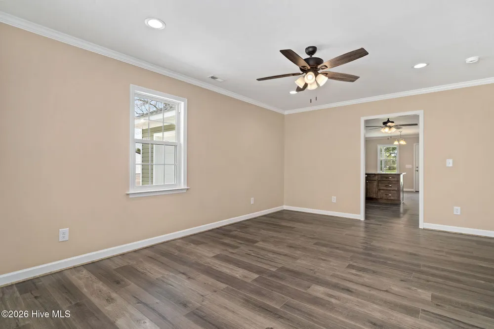 214 Walnut Street Rose Hill, NC 28458