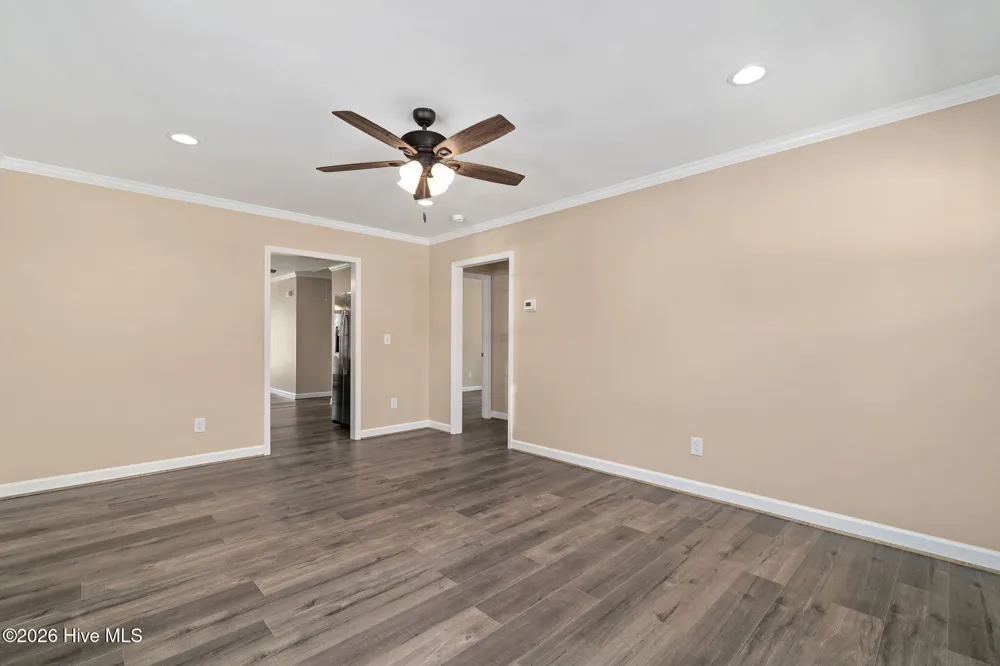 214 Walnut Street Rose Hill, NC 28458