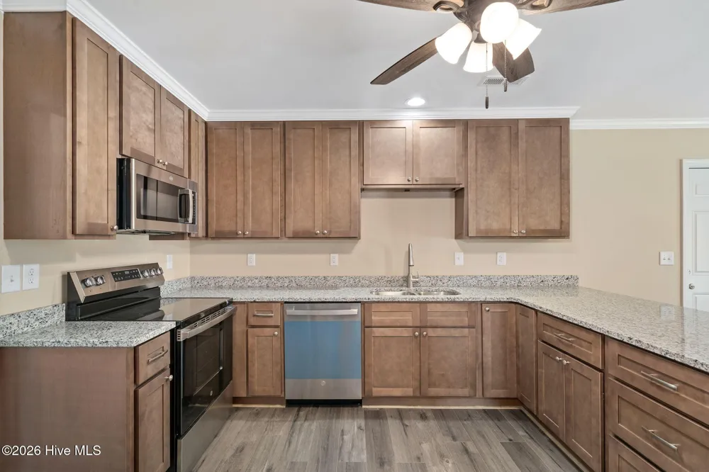214 Walnut Street Rose Hill, NC 28458