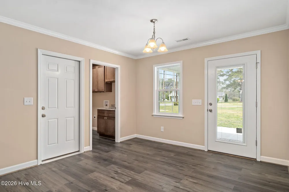 214 Walnut Street Rose Hill, NC 28458