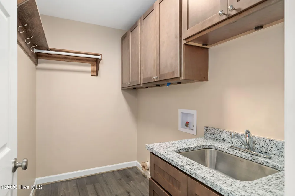214 Walnut Street Rose Hill, NC 28458