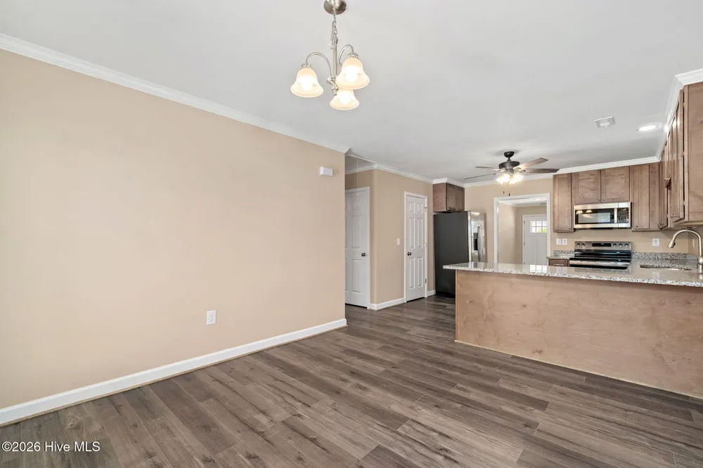 214 Walnut Street Rose Hill, NC 28458