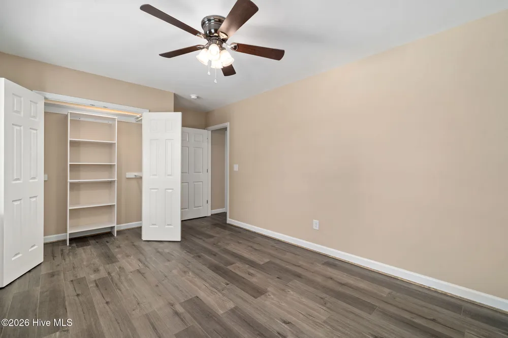 214 Walnut Street Rose Hill, NC 28458