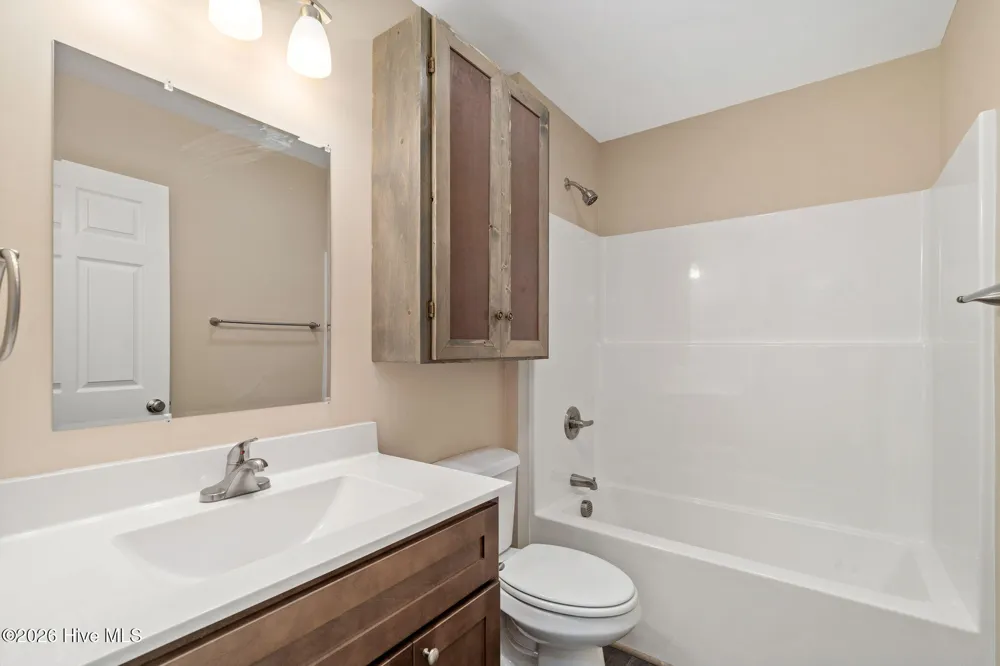 214 Walnut Street Rose Hill, NC 28458