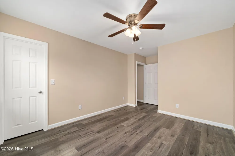 214 Walnut Street Rose Hill, NC 28458