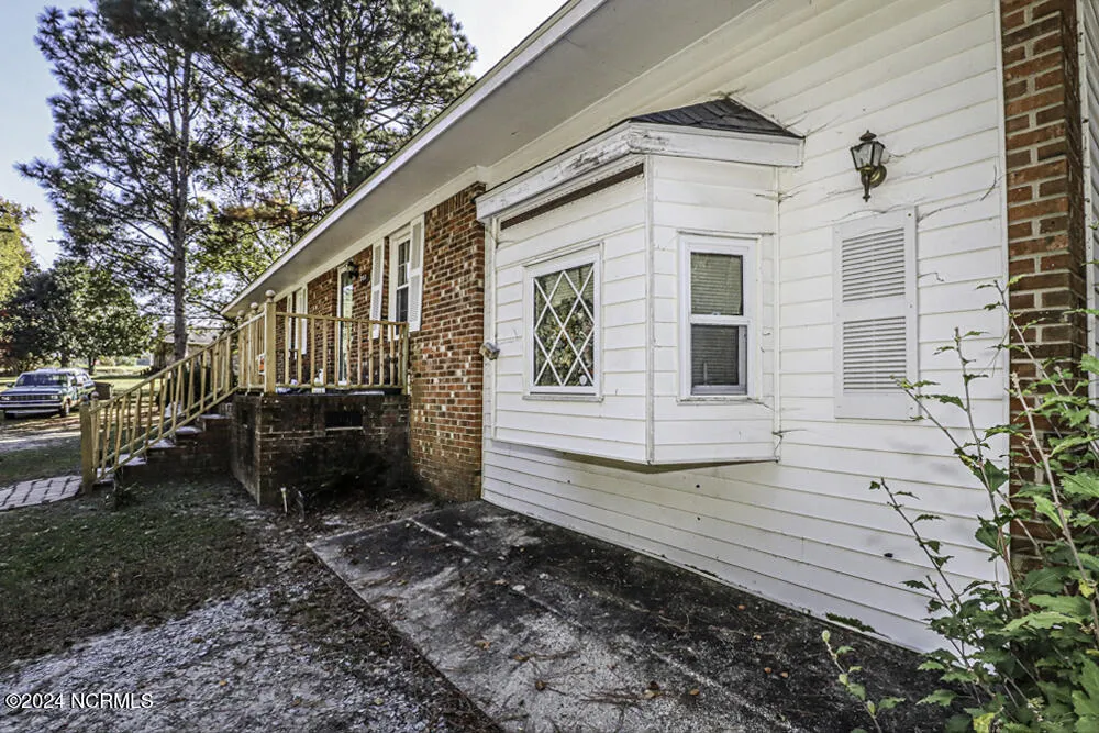351 Wises Store Road Murfreesboro, NC 27855