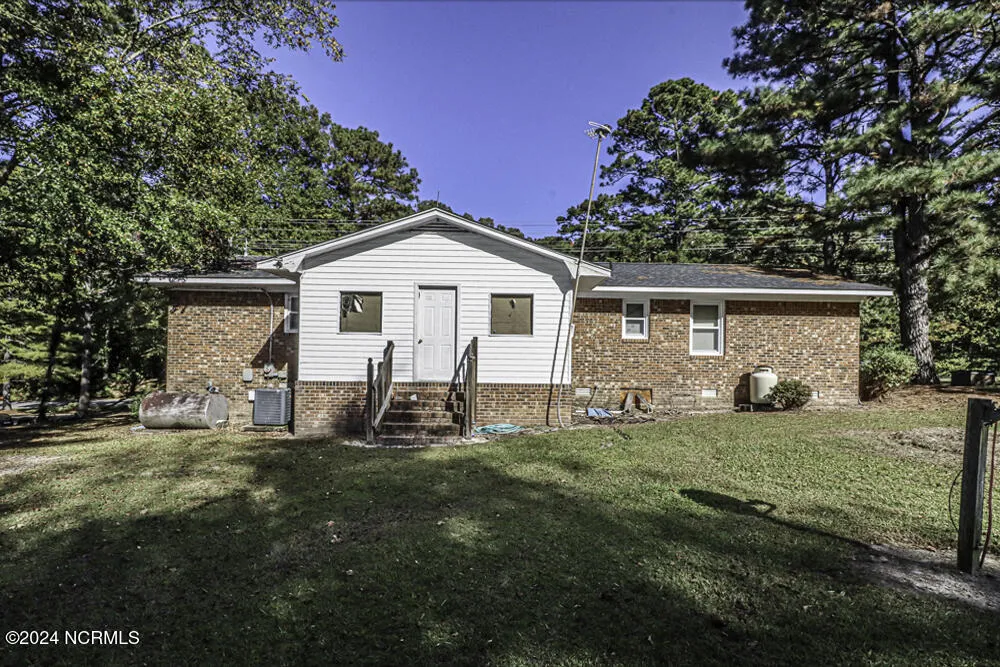 351 Wises Store Road Murfreesboro, NC 27855