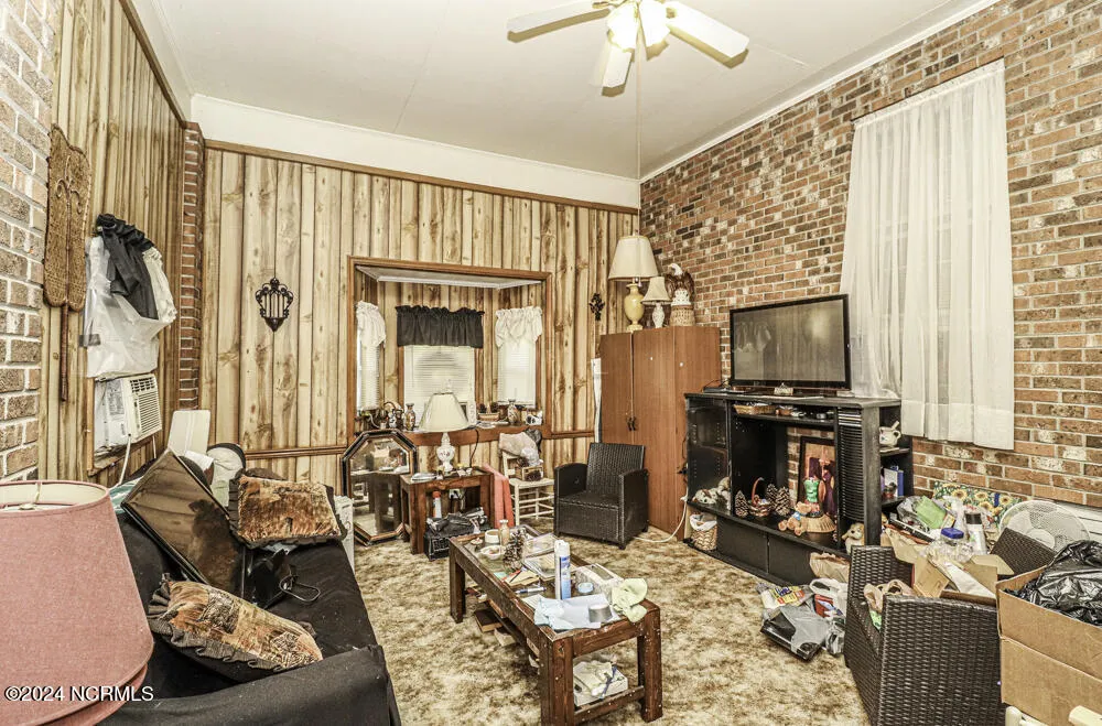 351 Wises Store Road Murfreesboro, NC 27855