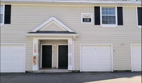 131 SOUTHERN PECAN CIRCLE #201