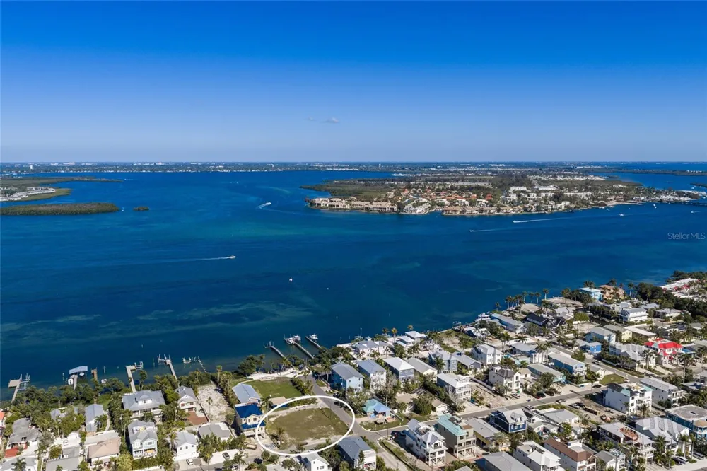 300 23RD STREET Bradenton Beach, FL 34217