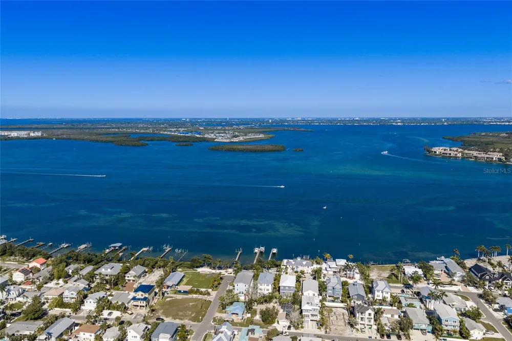 300 23RD STREET Bradenton Beach, FL 34217