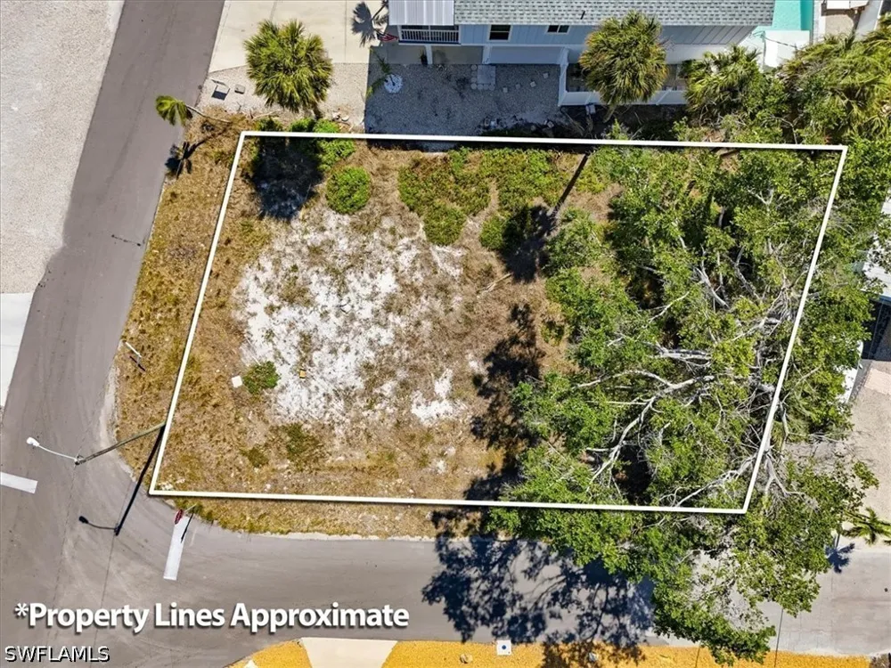Madison Court Fort Myers Beach, FL 33931
