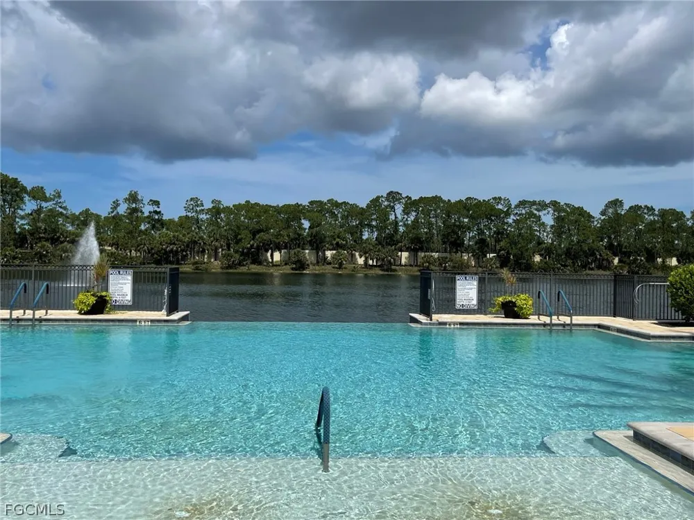 Cayman Court #2 Naples, FL 34119