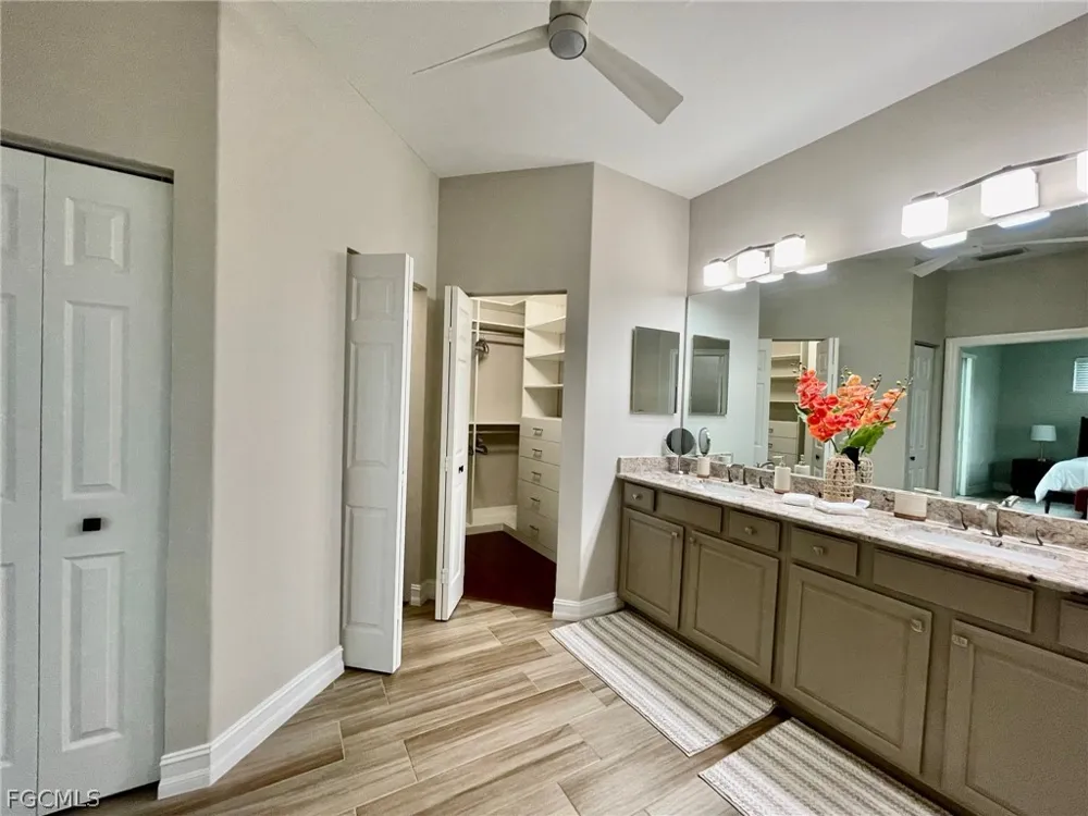 Cayman Court #2 Naples, FL 34119