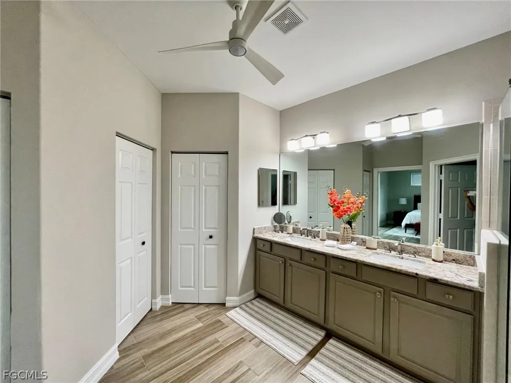 Cayman Court #2 Naples, FL 34119