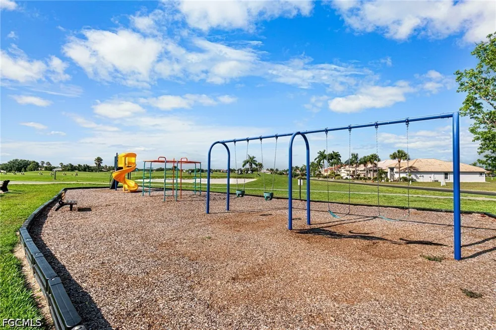 Oxford Ridge Circle Lehigh Acres, FL 33973