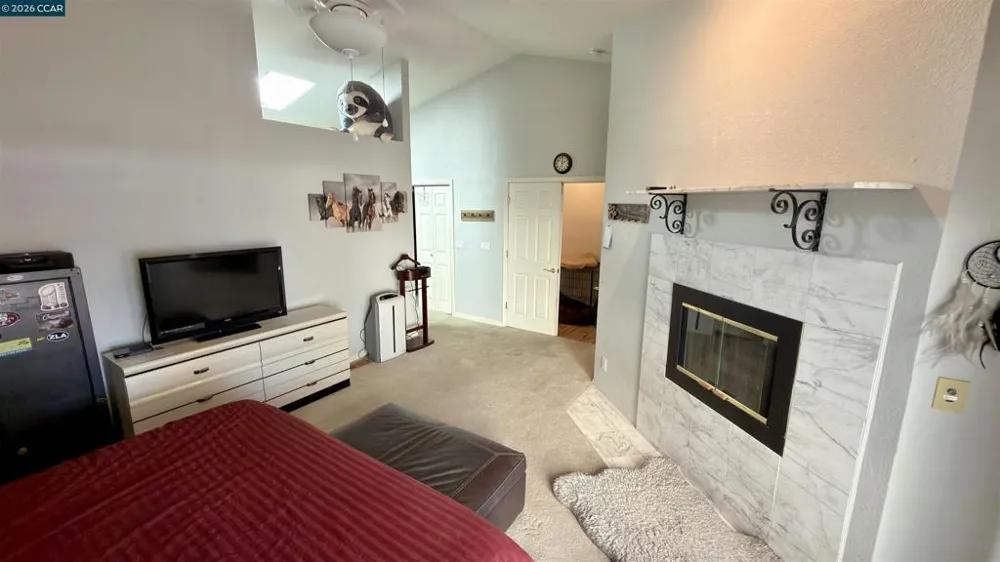 5593 Edgeview Dr Discovery Bay, CA 94505