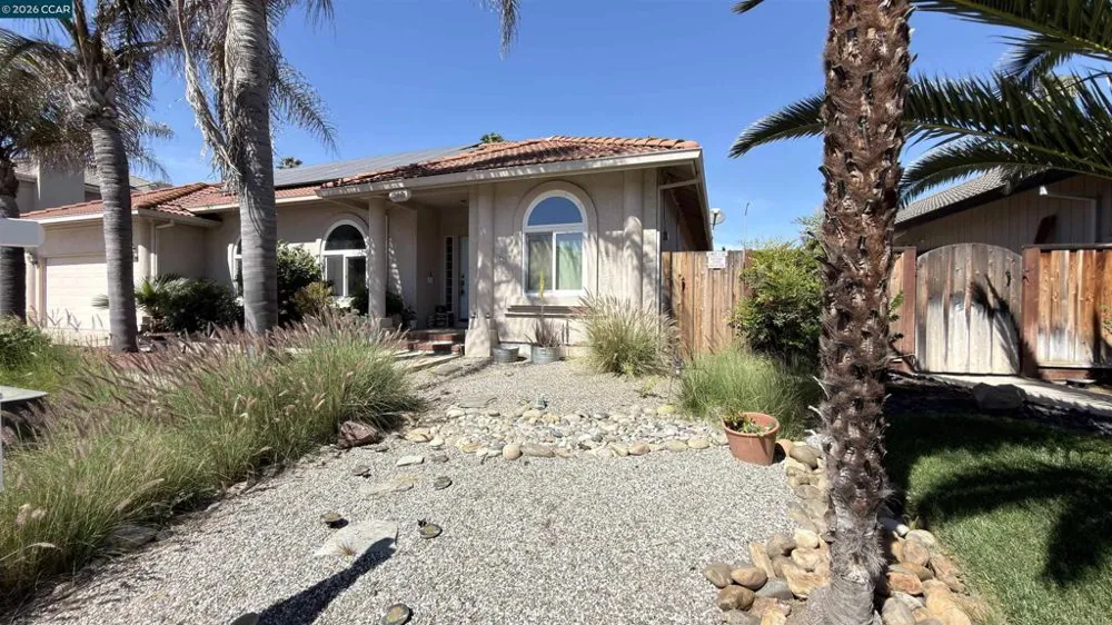 5593 Edgeview Dr Discovery Bay, CA 94505