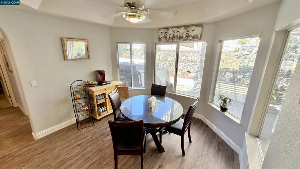 5593 Edgeview Dr Discovery Bay, CA 94505