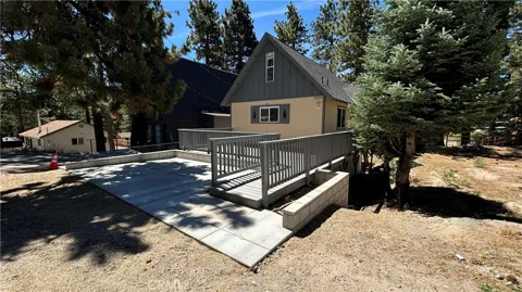 33283 Holcomb Creek
