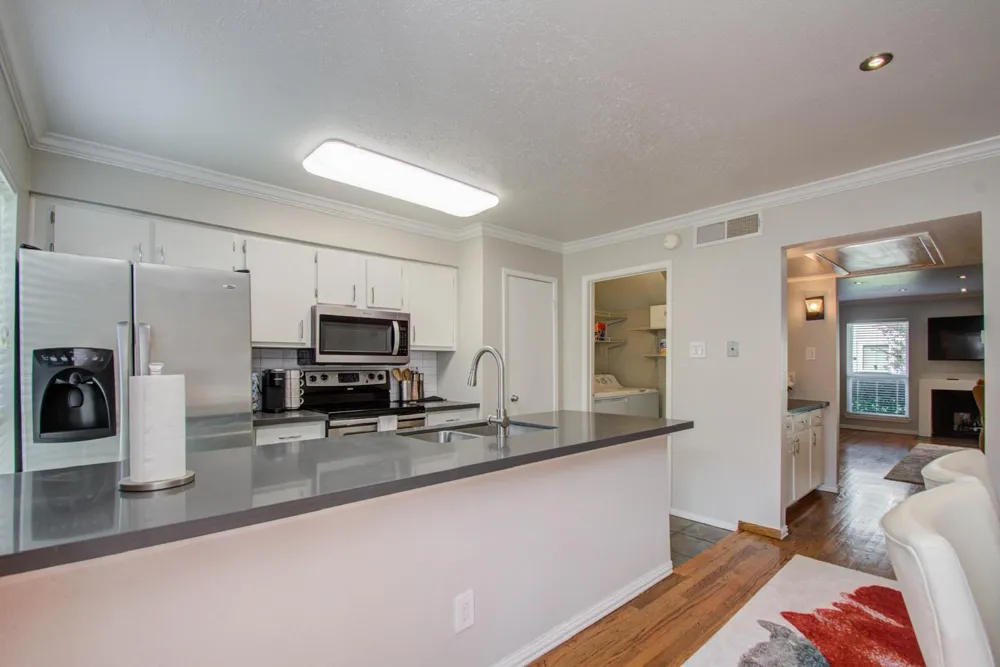 5807 Beverly Hill Street #16 Houston, TX 77057
