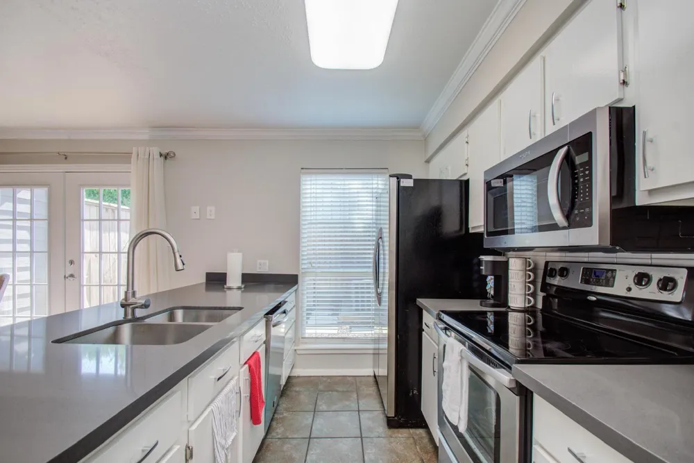 5807 Beverly Hill Street #16 Houston, TX 77057