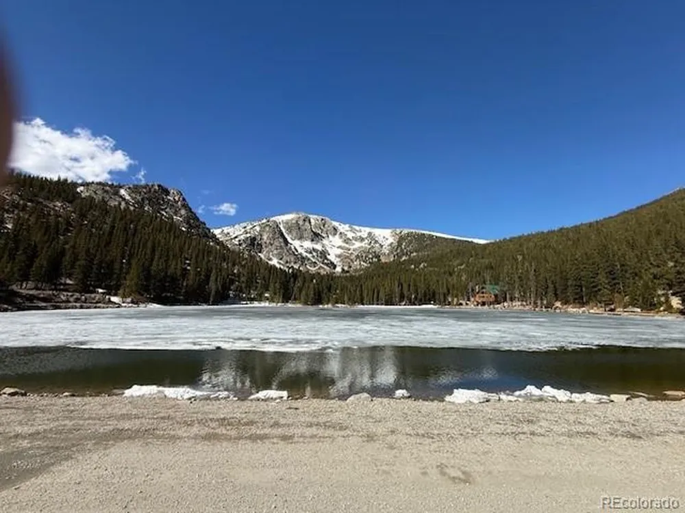 325 Aspen Road Idaho Springs, CO 80452
