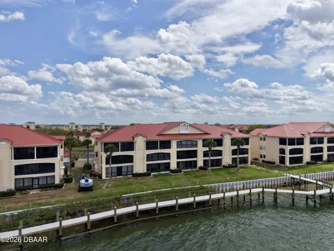 442 Bouchelle Drive #305