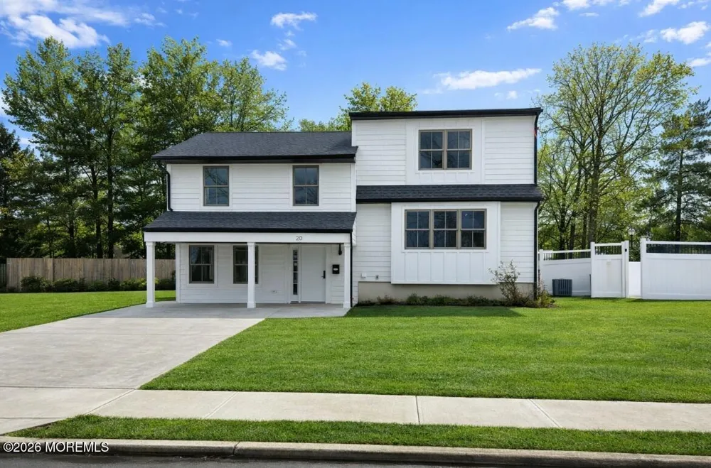 20 Roslyn Drive Oakhurst, NJ 07755